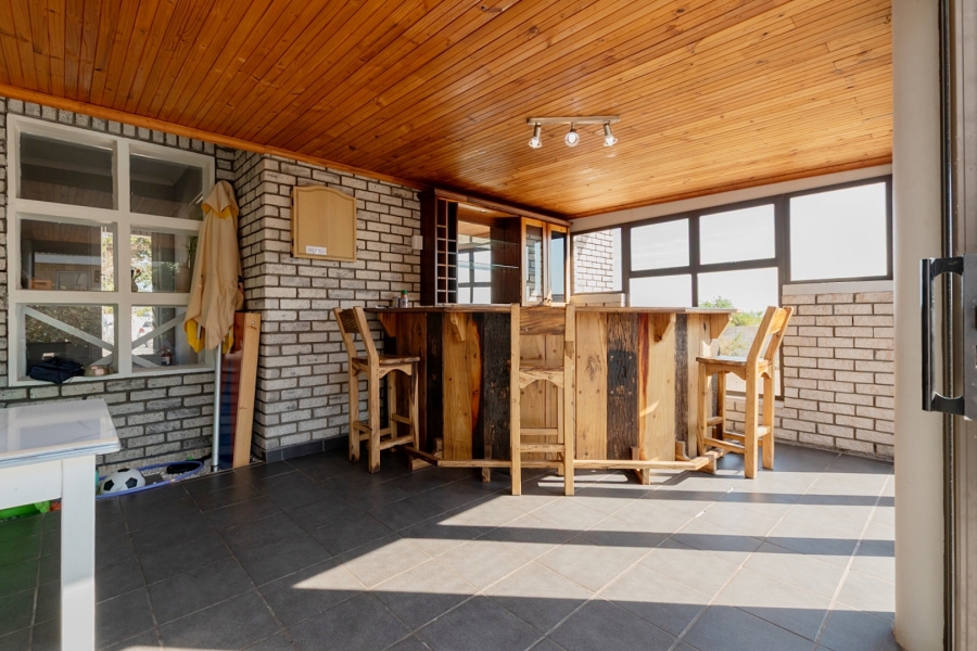 3 Bedroom Property for Sale in Myburgh Park Western Cape